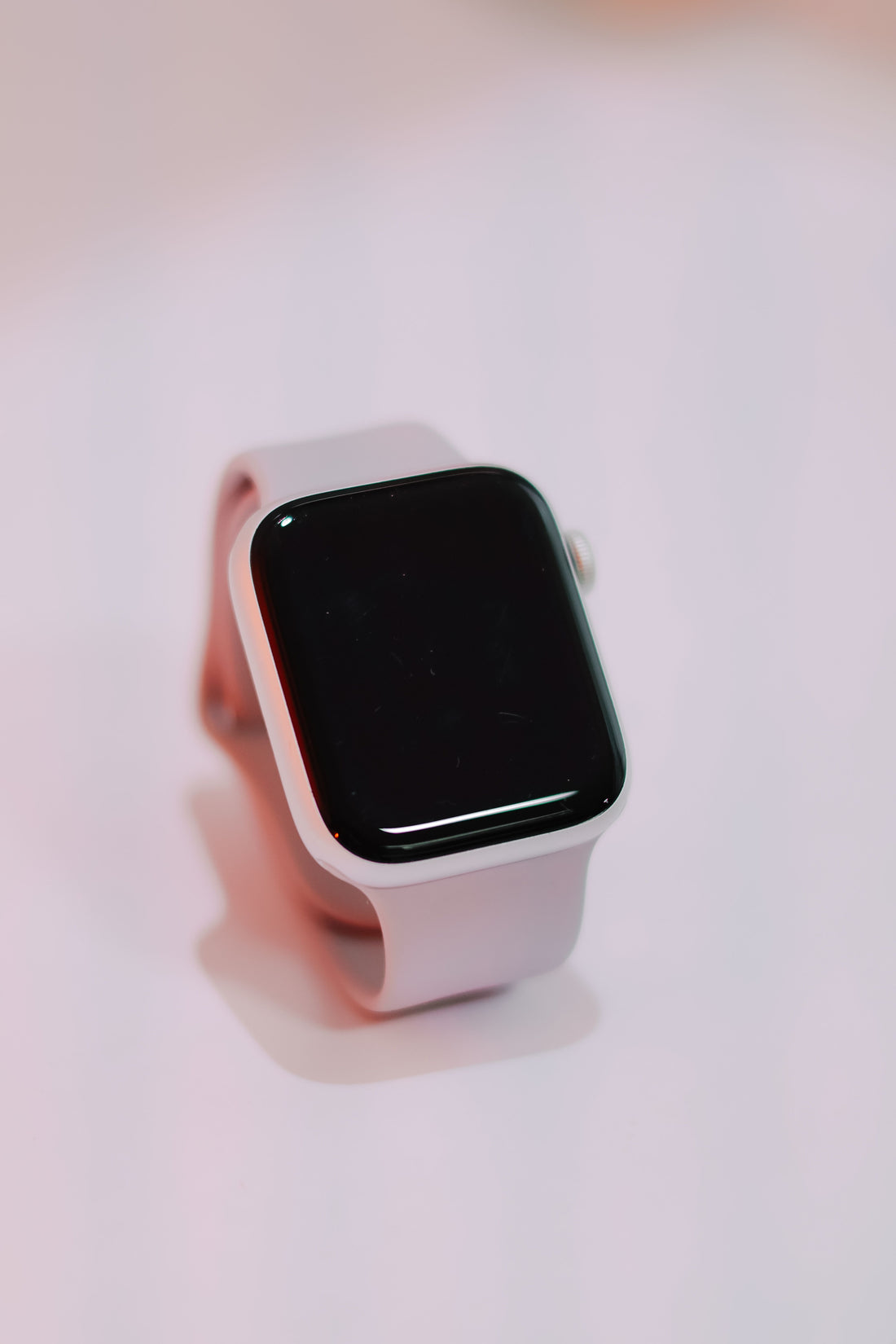 Sleek smartwatch for sports 2026 top features